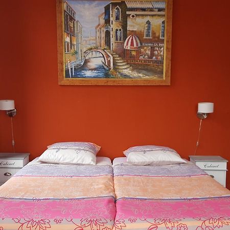 Hotel Ambiente Βλισίνγκεν Εξωτερικό φωτογραφία